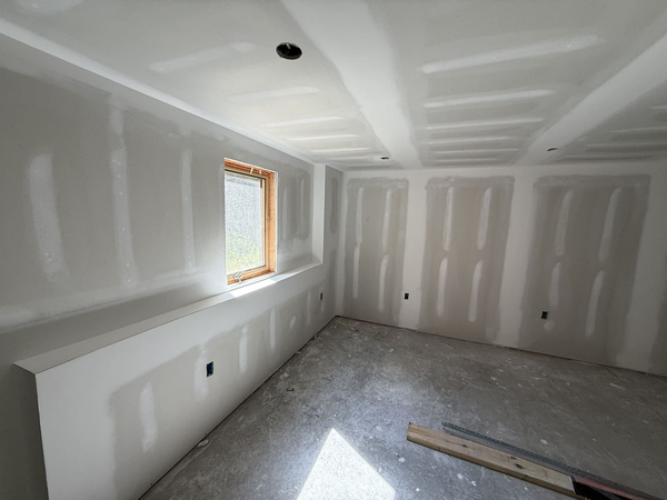 Drywall project photo 23